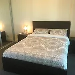 Loft Of Accor Stadium - Pool, Sleeps 6, 3 Beds 2 Baths - No Parties
