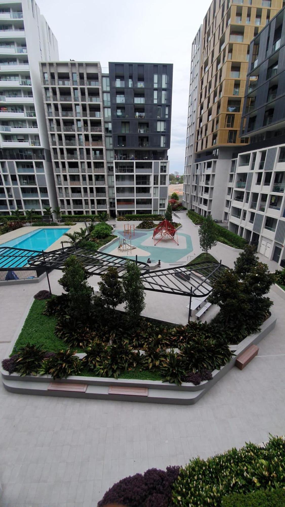 Loft Of Accor Stadium - Pool, Sleeps 6, 3 Beds 2 Baths - No Parties *